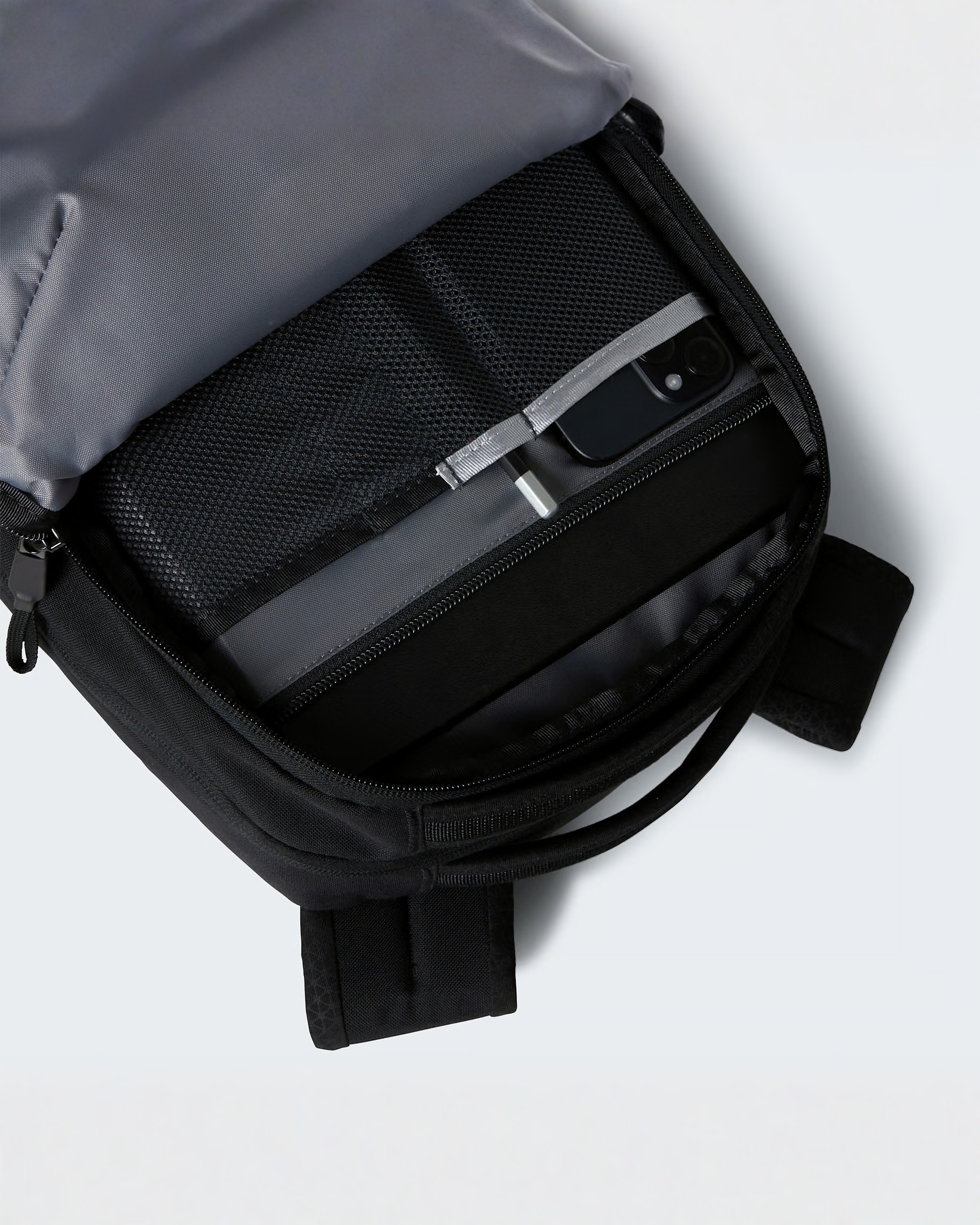 msj_K9O6c0EolKl0W4CfJester-Backpack-TNF-TNF-BlackNPF-ALT5.jpg 83725